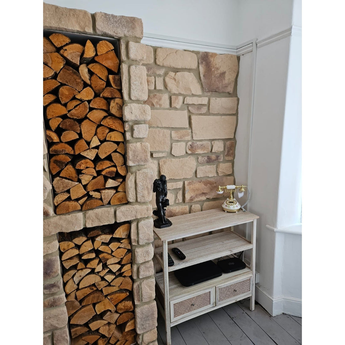 Does Stone Cladding Work on Plasterboard? Yes – And Here's Why It’s a Suitable Option