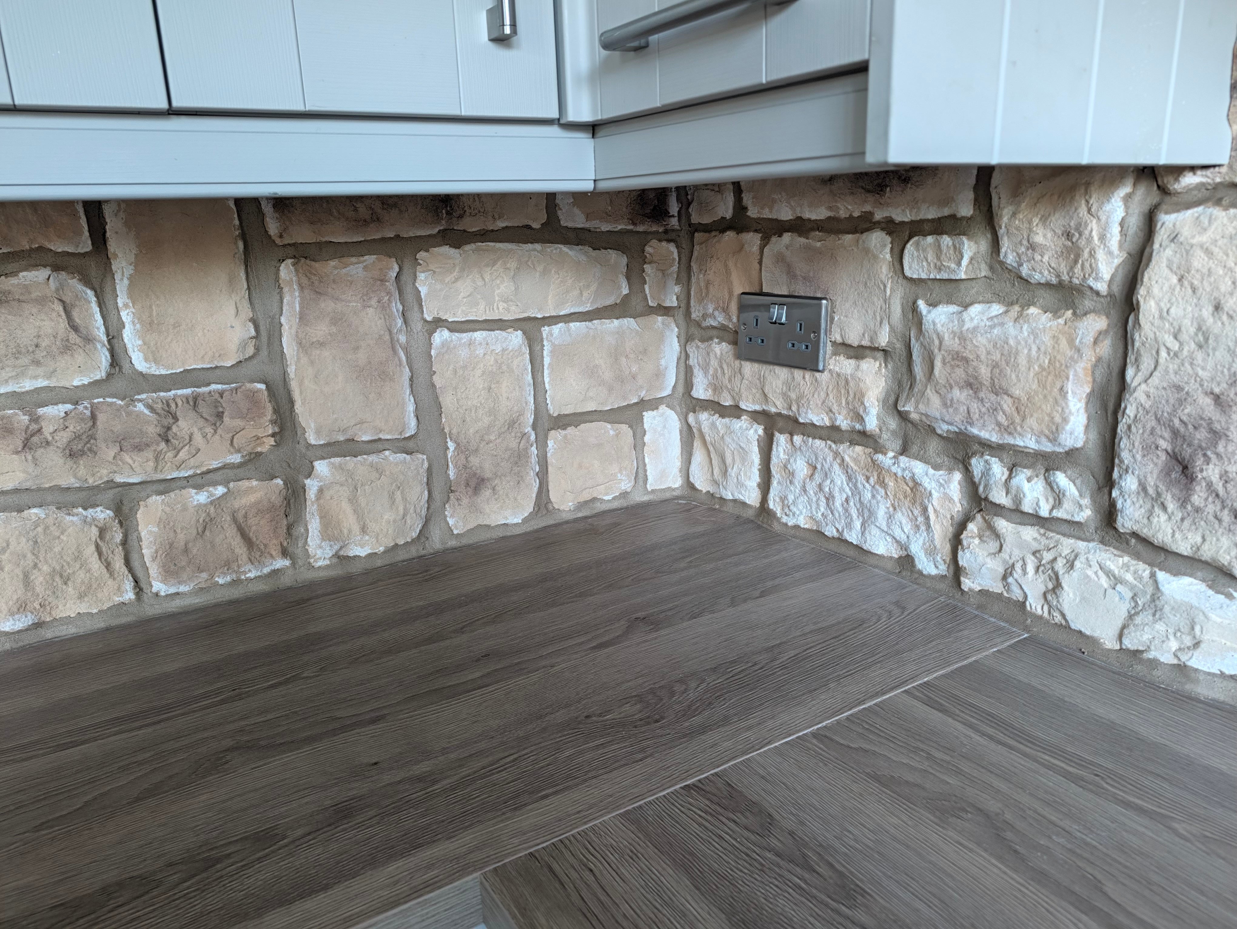Stone Cladding - Cotswold Blend - Stone Slips