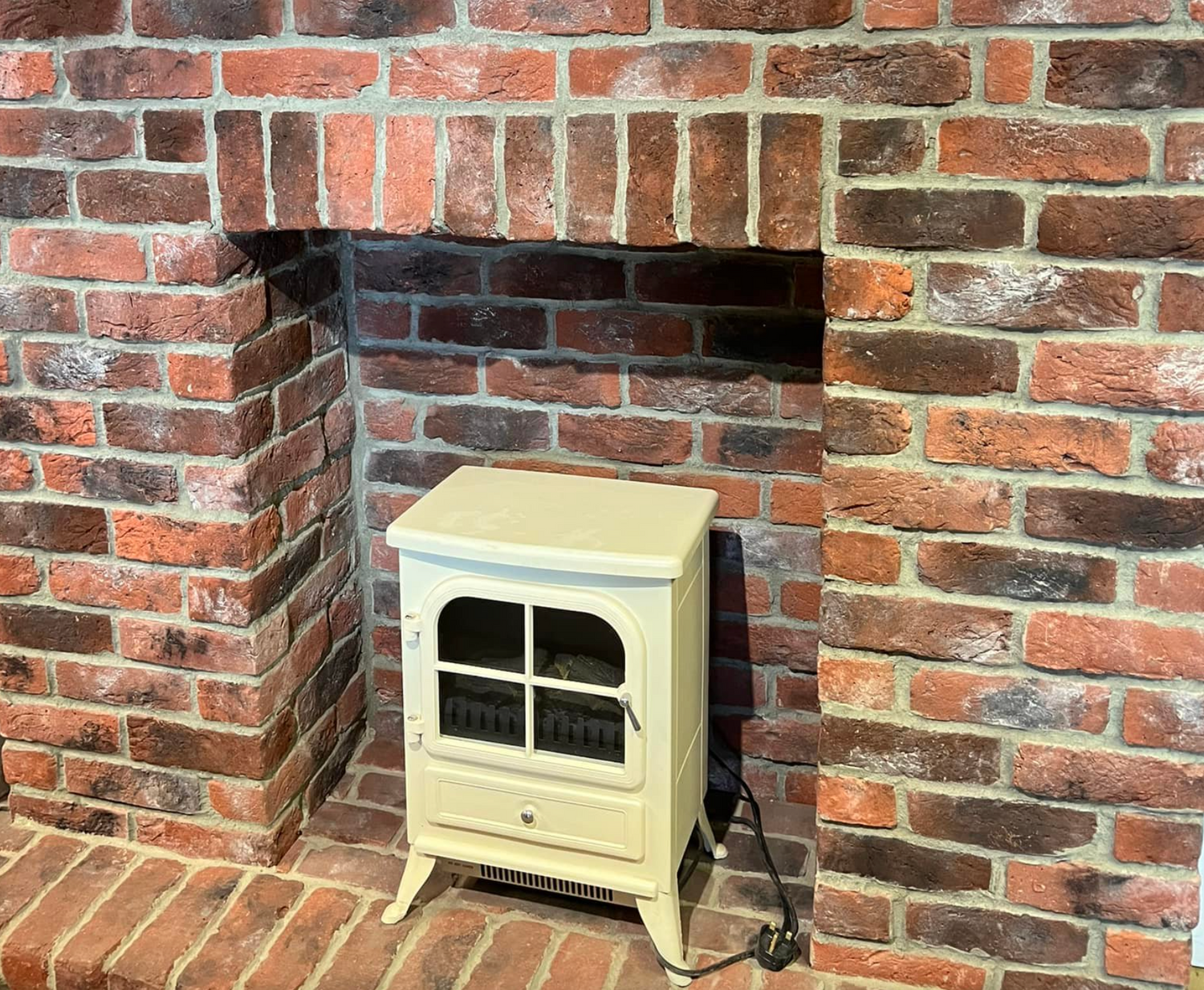 New York Rustic Red Brick Effect Tiles | Brick Slip Tiles