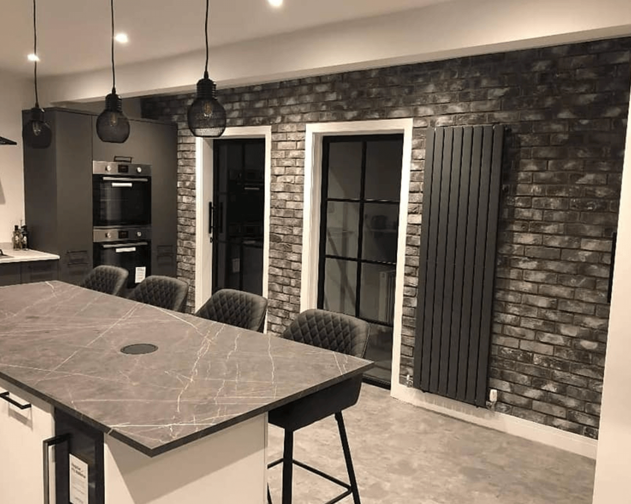 Mixed grey brick slips