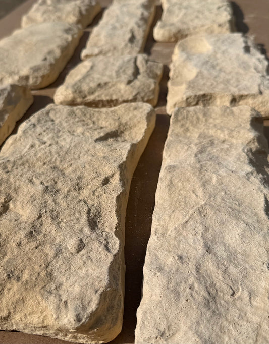 Stone Cladding Cream Blend Outside